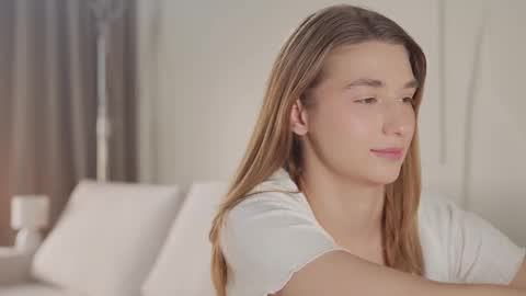 Lana online show from November 12, 11:45 am