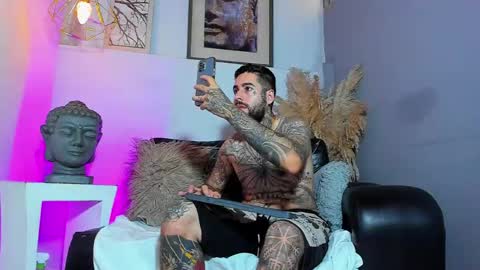 Vincent Sartori online show from April 5, 8:06 pm