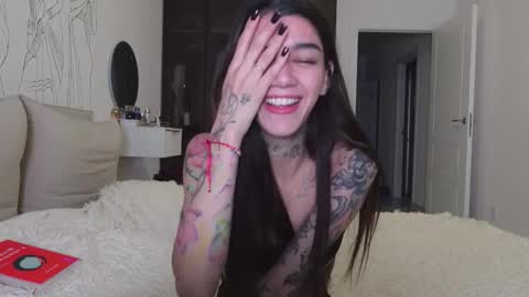 vinkitinkii online show from November 14, 3:58 pm