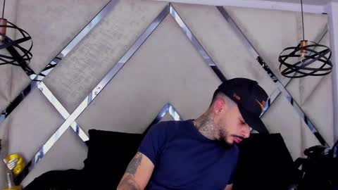 ---Vinzen--- online show from November 21, 6:22 am