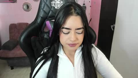 Daniela online show from November 25, 2:49 pm