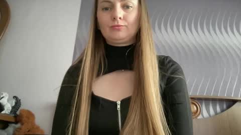 Funny  girl online show from June 3, 7:00 am