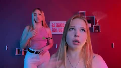 viola_sweet_ online show from May 15, 10:12 am