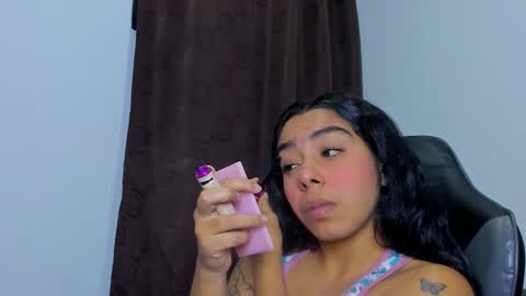 Violet and Myers online show from February 9, 3:48 pm