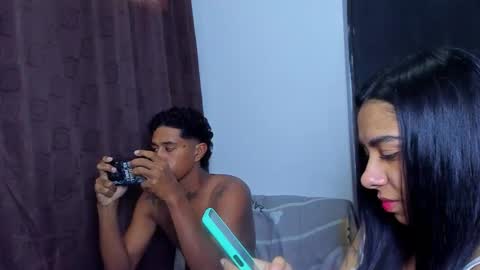 Violet and Myers online show from December 22, 6:36 pm