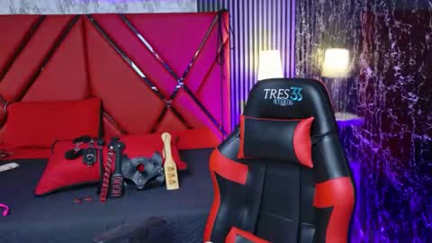 Violet online show from April 21, 12:23 pm