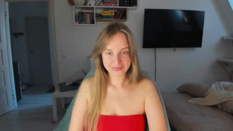 Violet online show from October 9, 8:53 am