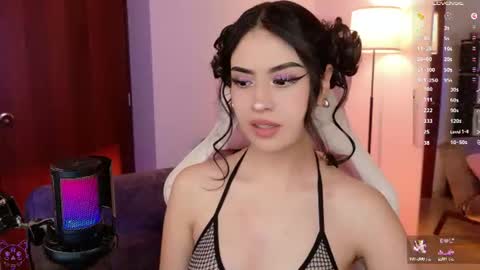 Violeta  online show from June 26, 6:13 pm