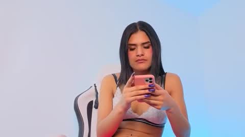 violet_jhonson online show from October 16, 12:32 am