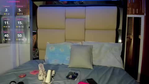 violet_milleer online show from October 2, 12:26 pm