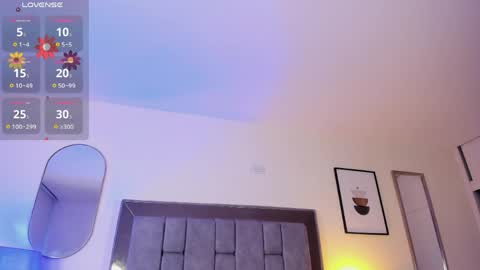 Violet Nova online show from March 27, 11:33 am