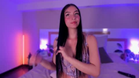 Violeta  online show from March 7, 12:49 pm