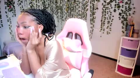 Violeta online show from October 8, 3:51 pm