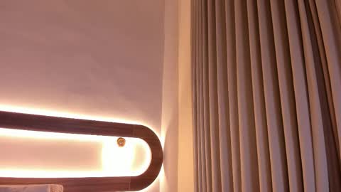 Violeta Sum online show from February 17, 12:15 pm