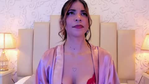 Violeta online show from May 6, 3:51 pm