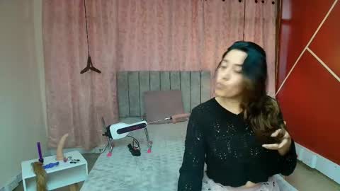 VIOLETA online show from October 24, 2:29 pm