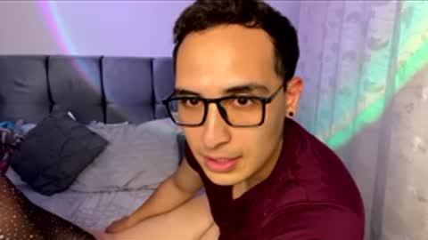 violetjack online show from March 27, 5:57 am