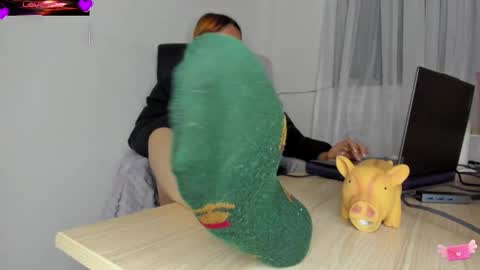 violetparkker online show from November 21, 5:05 am