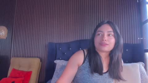 Violet Rousse online show from April 2, 4:03 pm