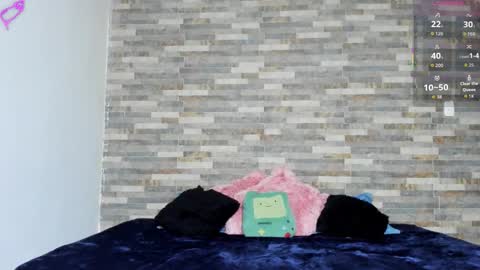 ViolettGolden online show from October 15, 10:16 am