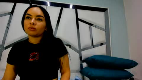 violett_bliss online show from July 8, 3:10 am