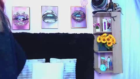 Violeta froz online show from October 13, 7:16 pm