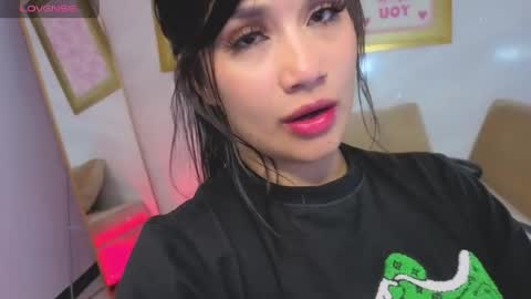 Violetta  online show from April 19, 6:10 pm