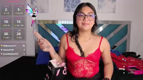 violettabloom1_ online show from September 30, 9:25 pm