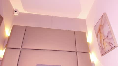 Violetta  online show from March 7, 11:49 pm