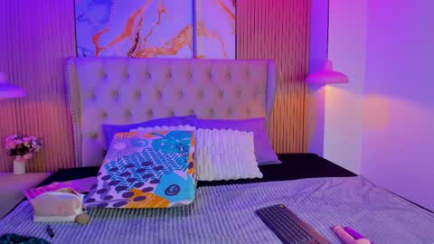 violettaruizz online show from May 11, 11:06 am