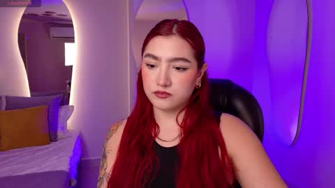 Violett Castel online show from November 25, 7:23 pm