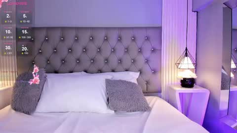 VioletthaRous online show from April 24, 10:56 pm