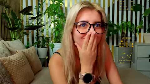 Violetta online show from November 16, 12:34 am