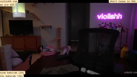 follow me on twitter violishh and ig violishh  online show from September 18, 1:09 am