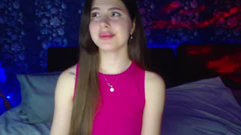 viollinalv online show from March 3, 8:38 pm