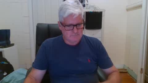 viper654321 online show from December 28, 7:55 am