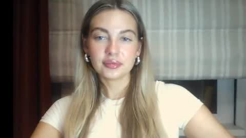 emma online show from July 21, 7:05 pm