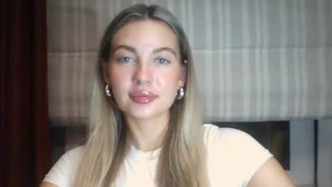 emma online show from July 22, 7:05 pm