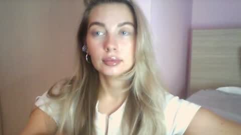 emma online show from July 23, 9:18 am