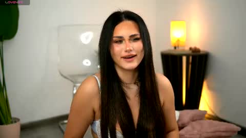 ViridianEmbers online show from July 27, 3:26 am