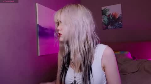 Vita online show from April 4, 3:52 pm