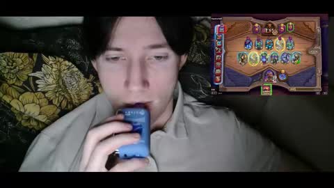 vitiligoboyy online show from December 16, 1:57 am