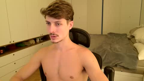 vitoraugustoxxx online show from April 27, 2:36 pm