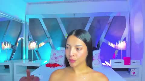 Vivian Monroe online show from March 24, 11:16 am