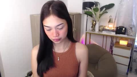 Snapshot of vivian_roberts chatting on September 23, 1:21 am Vivian online show from September 23, 1:21 am