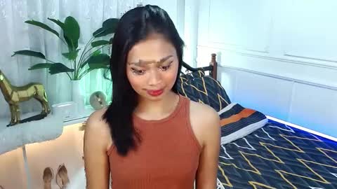 Snapshot of vivian_roberts chatting on February 19, 5:49 am Vivian online show from February 19, 5:49 am