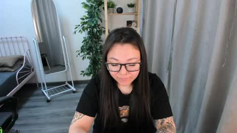 Vivien online show from April 13, 12:59 am