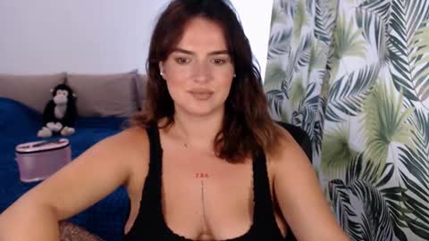 ViviRoses online show from July 23, 8:45 am