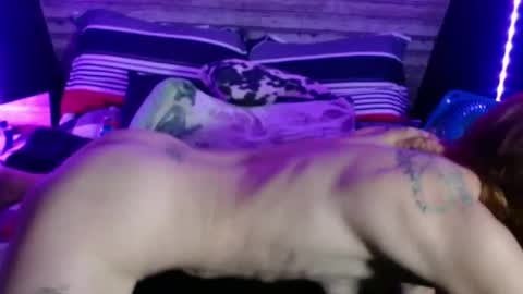 vixengoddess6996 online show from April 21, 1:42 am