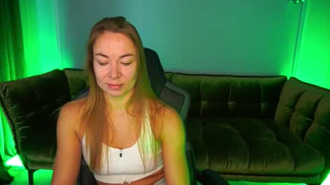 Ur Lady online show from October 21, 6:18 am